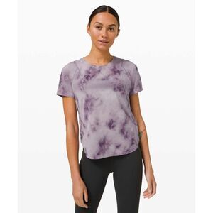 Lululemon Lightweight Run Kit Short Sleeve Tidal Dye Grape Thistle size small